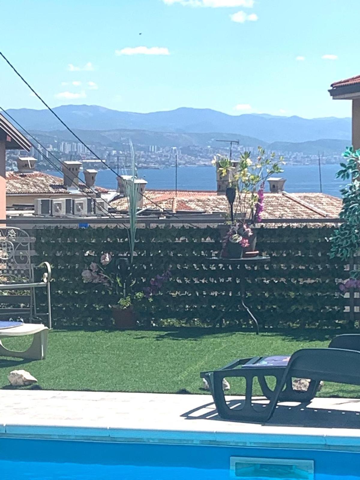 Apartment Oscar