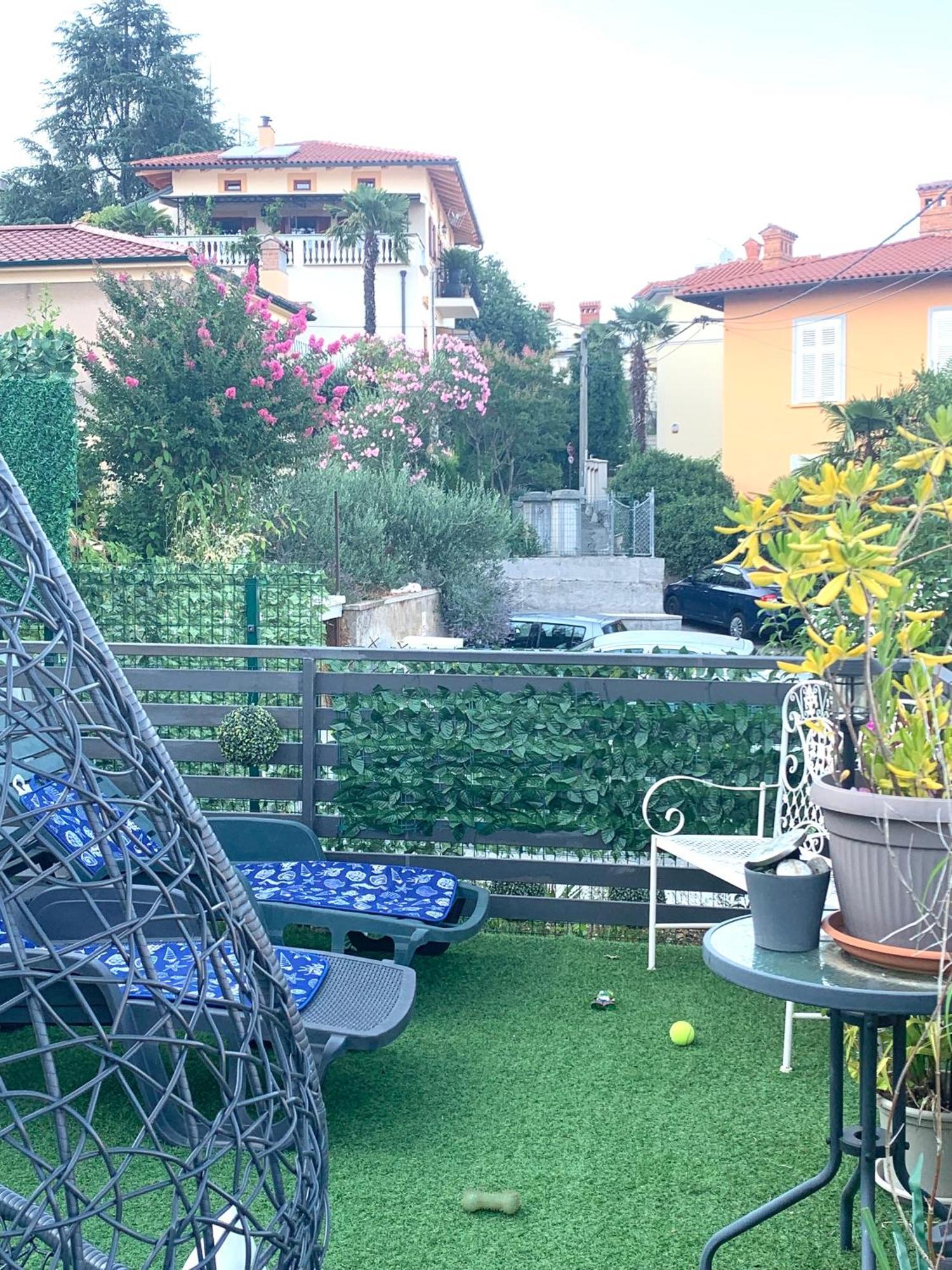 Oscar Apartment